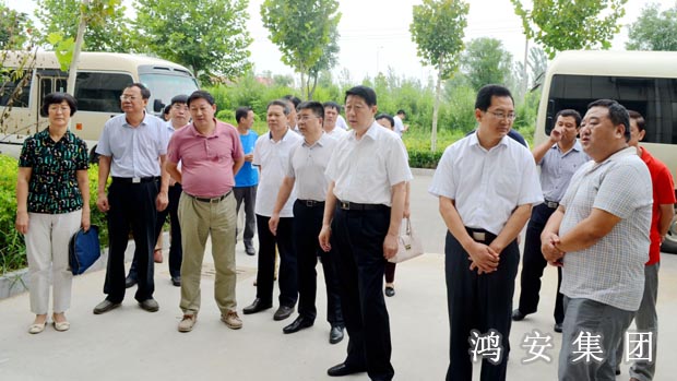 省政協(xié)調(diào)研組來公司考察調(diào)研 省政協(xié)調(diào)研組來公司考察調(diào)研
