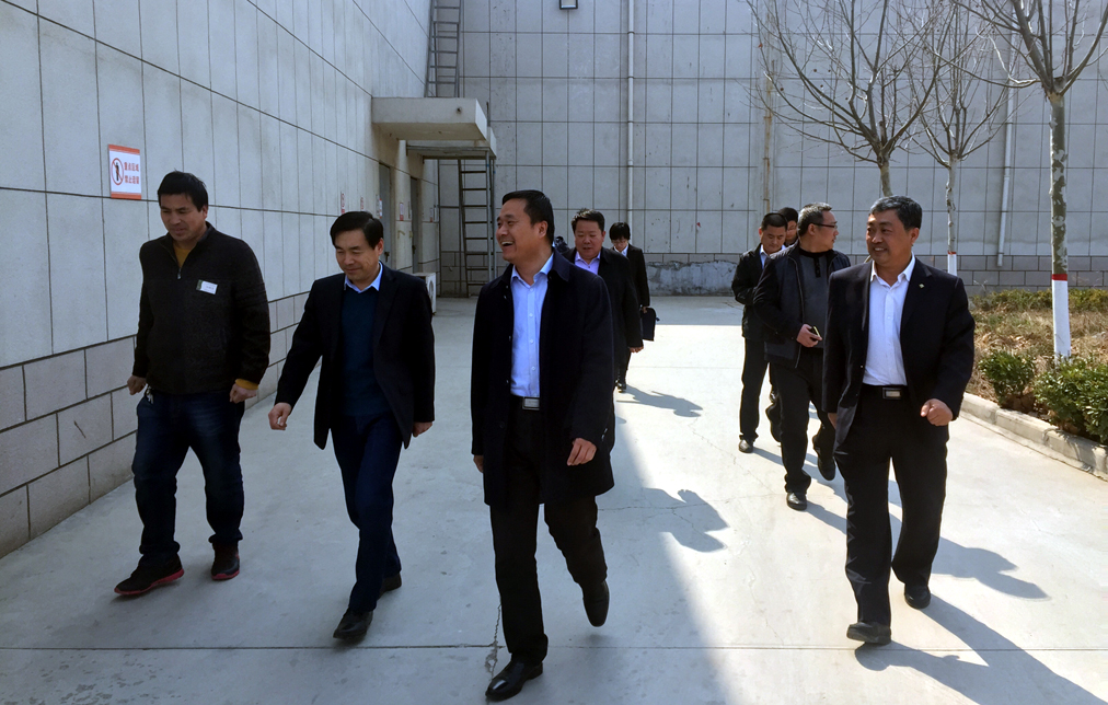市安監(jiān)局副局長高景生來我公司進行安全生產(chǎn)工作督導檢查 市安監(jiān)局副局長高景生來我公司進行安全生產(chǎn)工作督導檢查